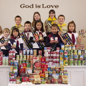 Watertown Pathfinder/Adventurer Clubs Collect Food for Local Pantry