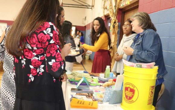 ACS Booth Raises Outreach Awareness at Hispanic Women’s Evangelistic Banquet