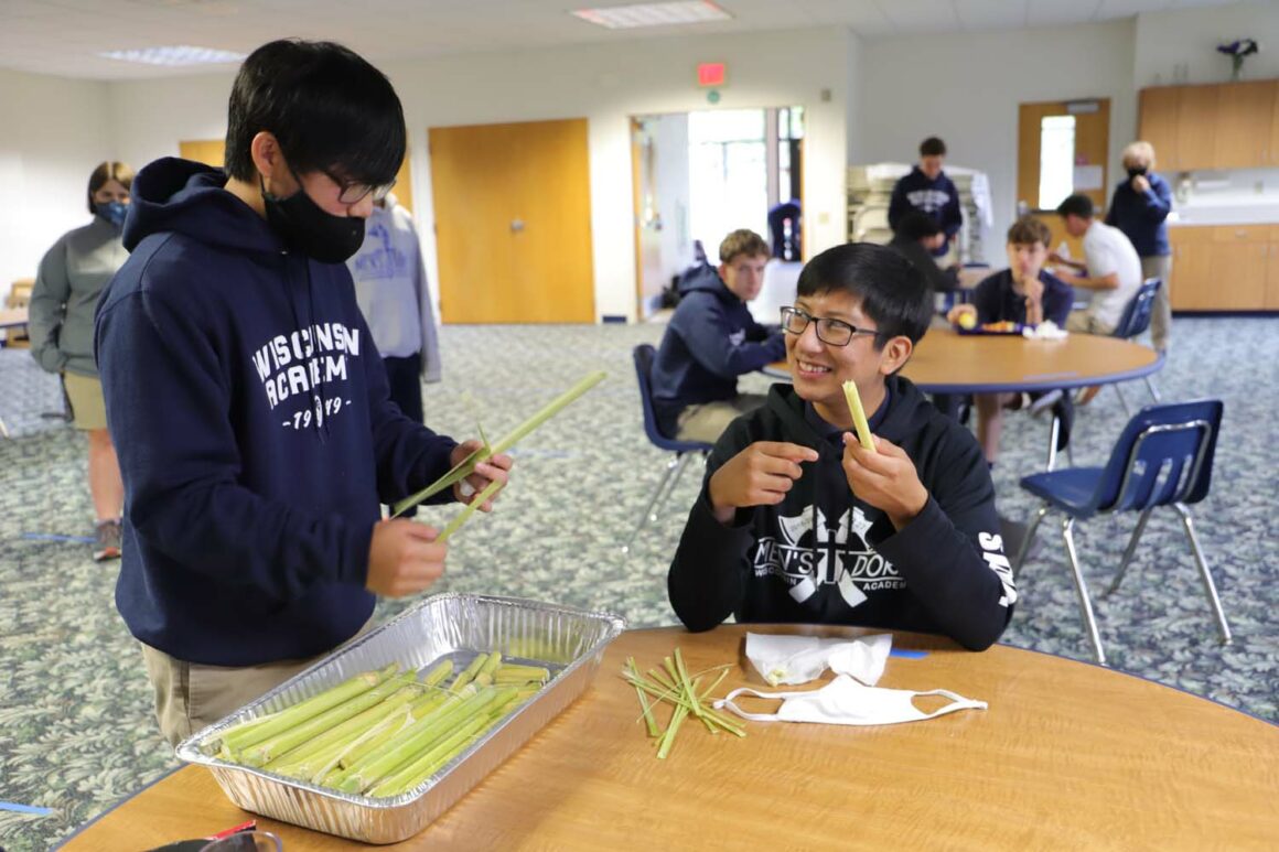 Wisconsin Academy Students Trying Sugarcane at Lunch